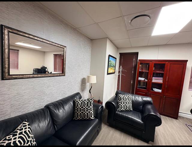 590M² OFFICE FOR SALE IN MIDRIDGE PARK